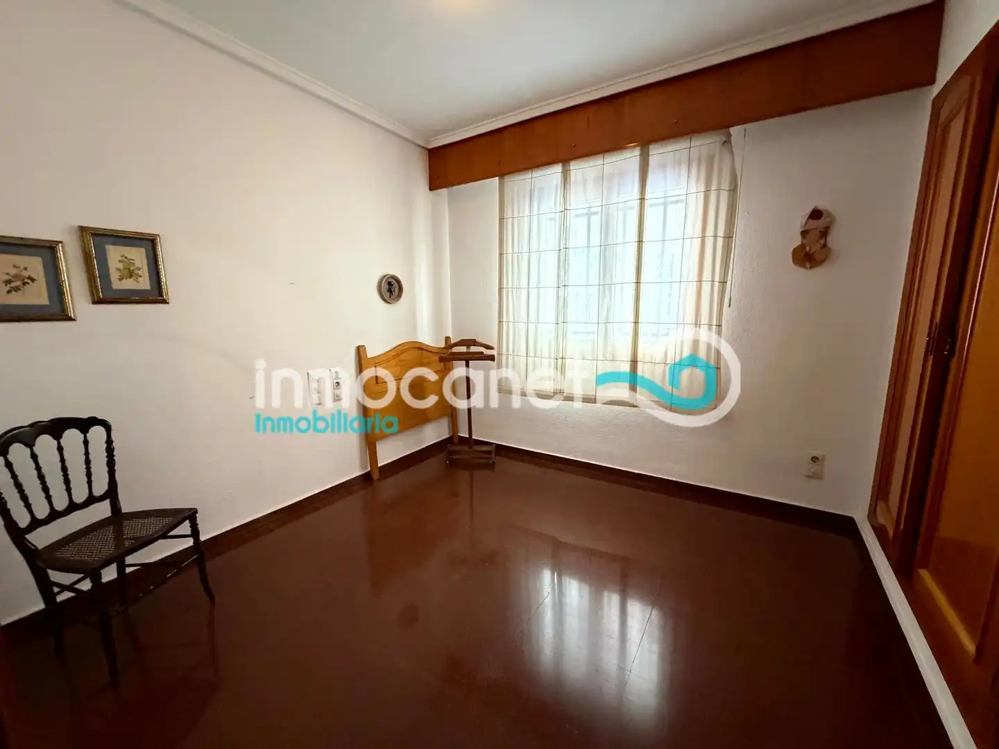 Habitación de Apartamento en venta en Oliva con Balcón