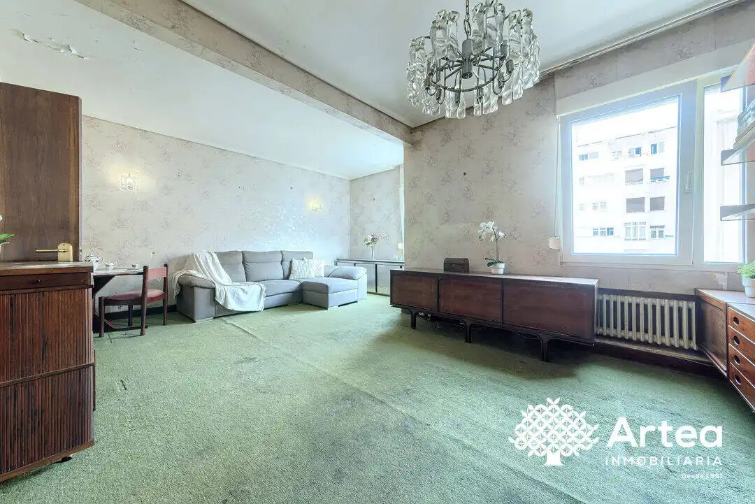 Living room of Flat for sale in Bilbao   with Heating