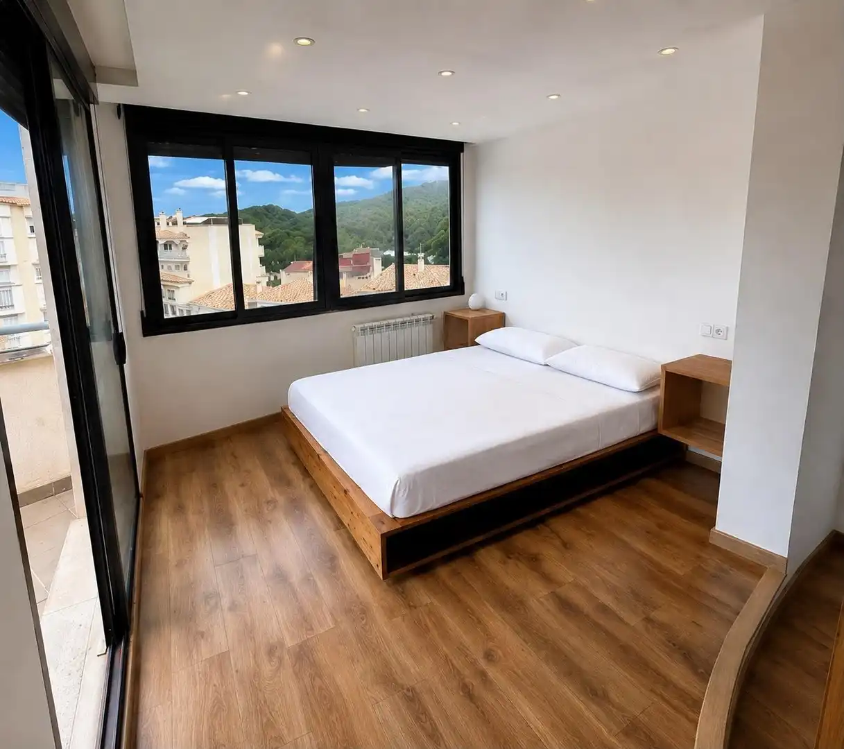 Schlafzimmer von Dachboden zum Verkauf in Náquera mit Privatgarten, Möbliert und Balkon