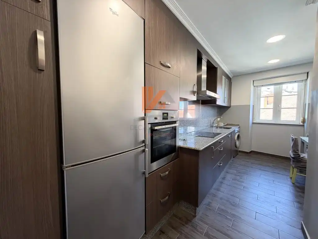 Cocina de Piso en venta en Santiago de Compostela  con Horno