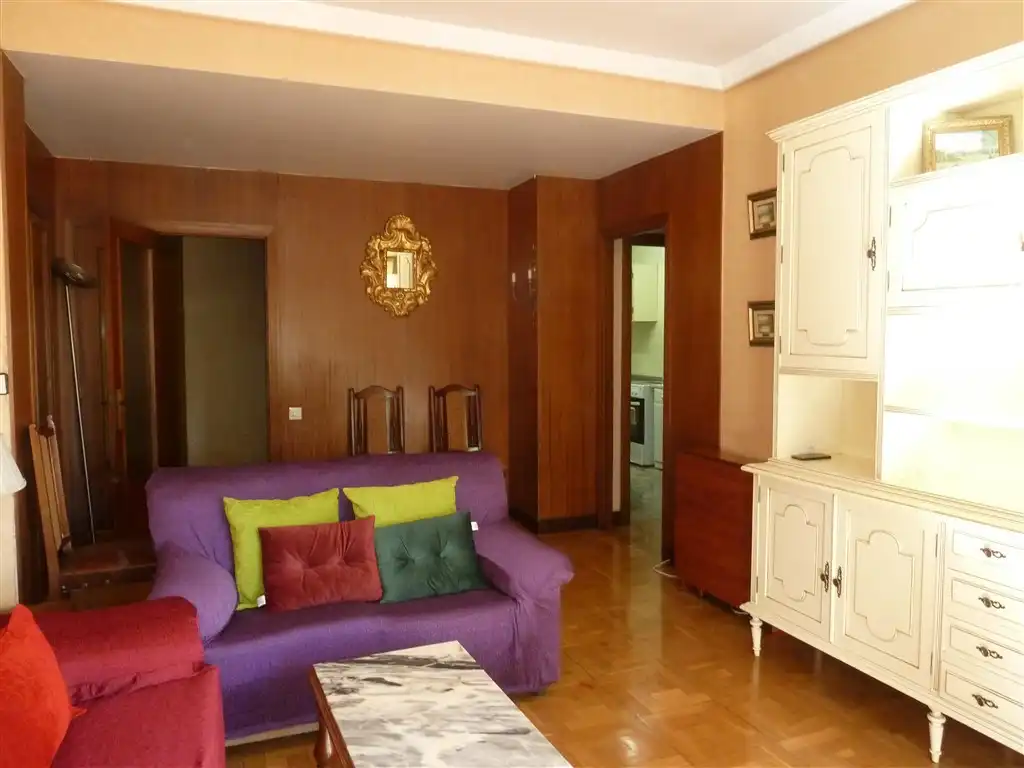 Sala de estar de Piso en venta en  Pamplona / Iruña con Calefacción, Parquet y Terraza