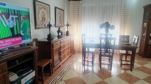 Foto 4 de Piso en venta en Calle Ernesto Halffter, 9, Arrayanes, Linares