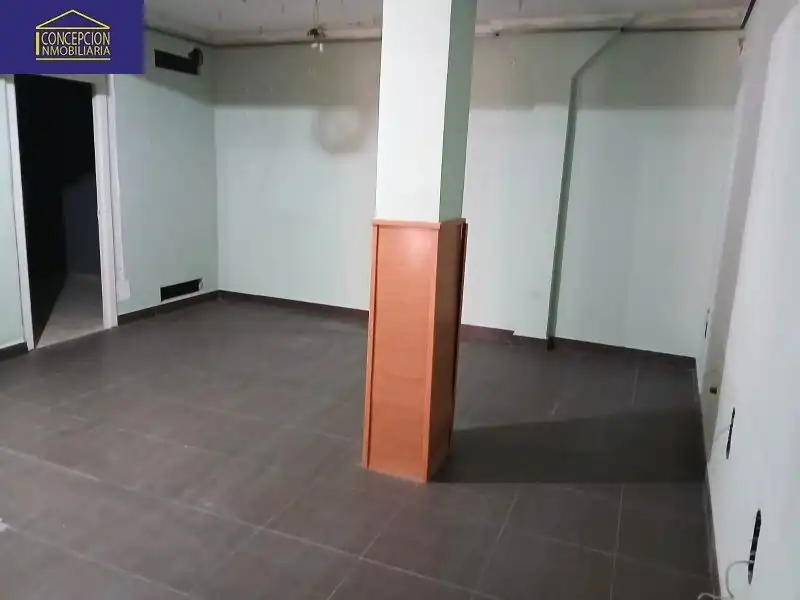 Local comercial de lloguer a Poniente-Sur, imagen 2
