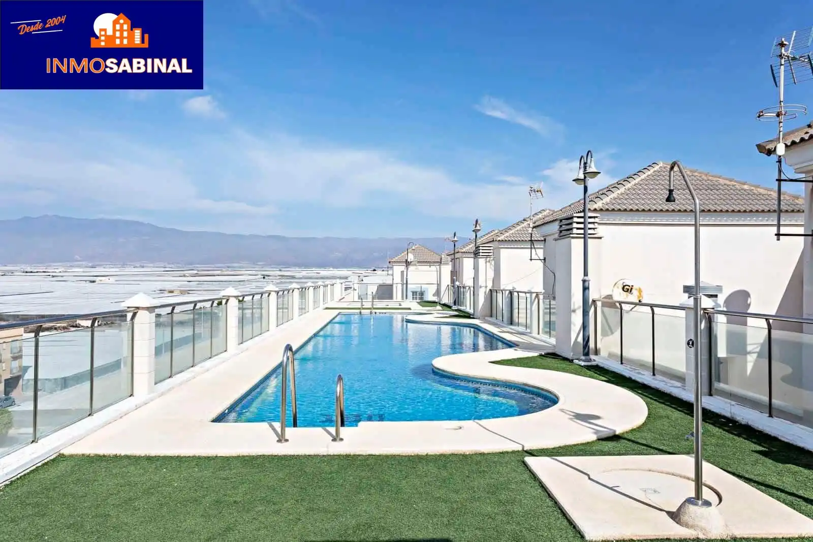 Swimming pool of Flat for sale in Roquetas de Mar  with Air Conditioner, Terrace and Furnished