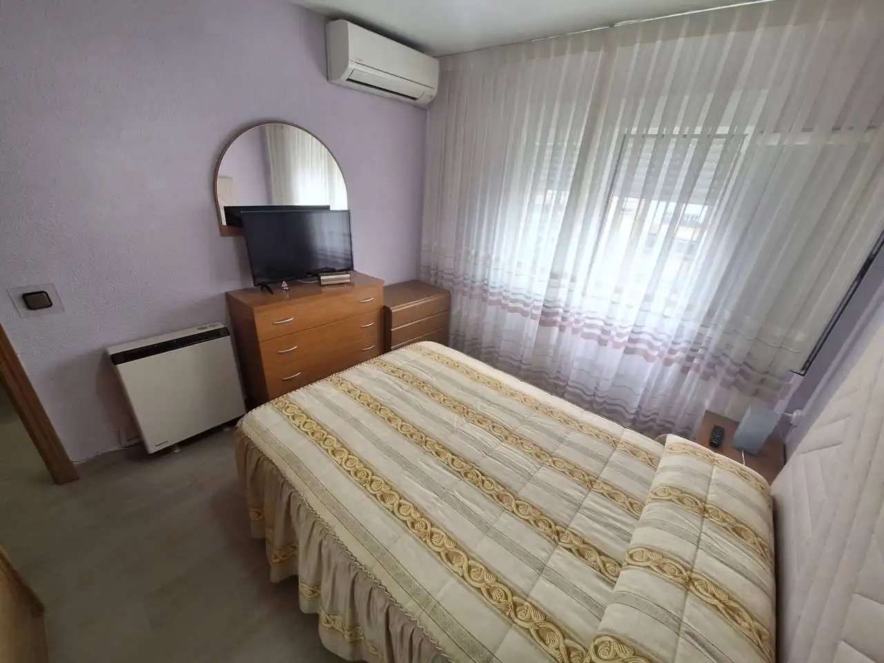 Habitación de Piso en venta en Fuenlabrada con Aire acondicionado, Calefacción y Amueblado