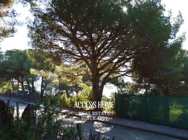 Terreny residencial en venda a de les Monges