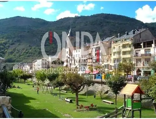 Vista exterior de Casa o chalet en venta en Sort con Jardín privado, Terraza y Trastero