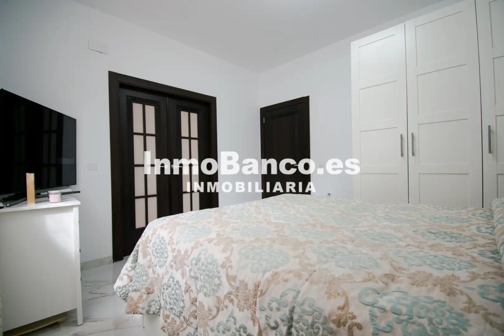Habitación de Casa o chalet en venta en Chiva con Jardín privado, Parquet y Terraza