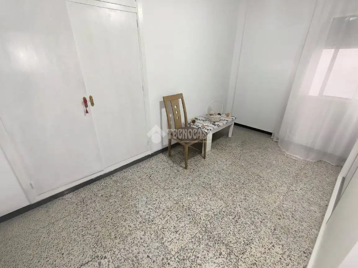 Flat for sale in Montilla  with Air Conditioner and Balcony