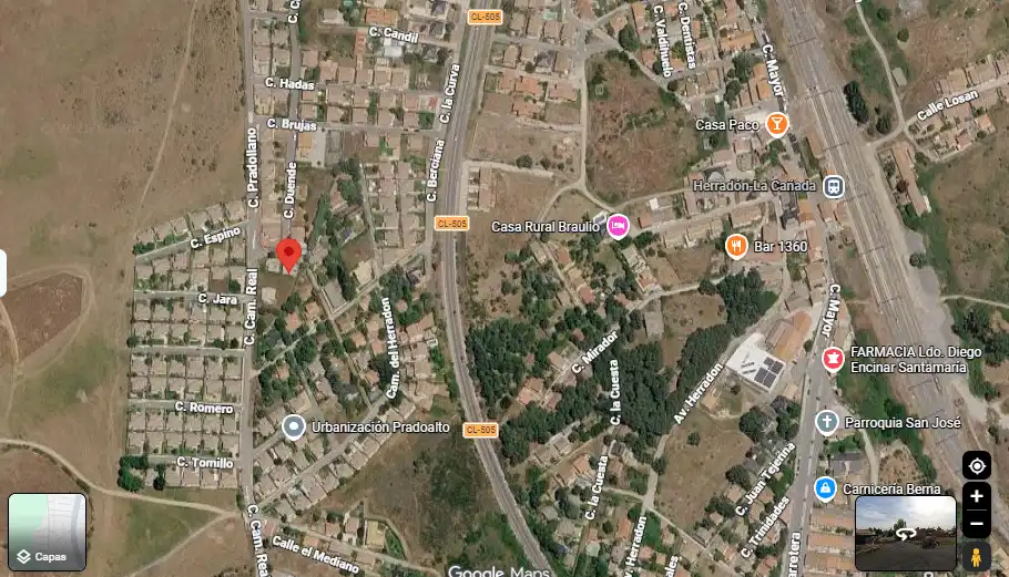 Edificio en venta en Herradón de Pinares, Ávila