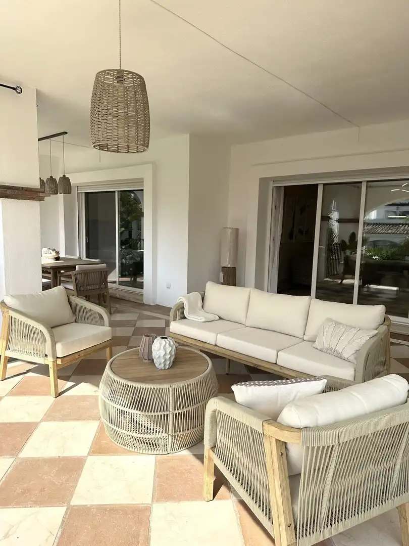 Apartamento de alquiler en Nagüeles Alto