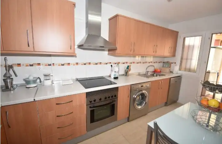 Cocina de Casa adosada en venta en Pilar de la Horadada con Aire acondicionado, Calefacción y Jardín privado