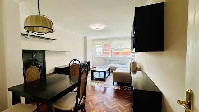 Piso de alquiler en Monte Alto - Zalaeta - Atocha