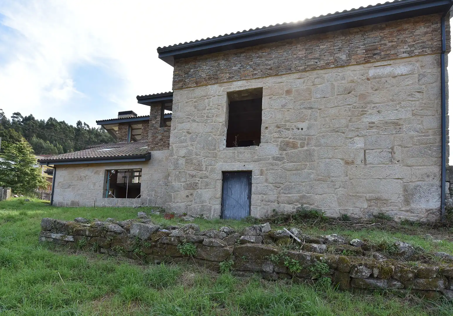 Vista exterior de Casa o xalet en venda en Soutomaior amb Jardí privat, Terrassa i Traster