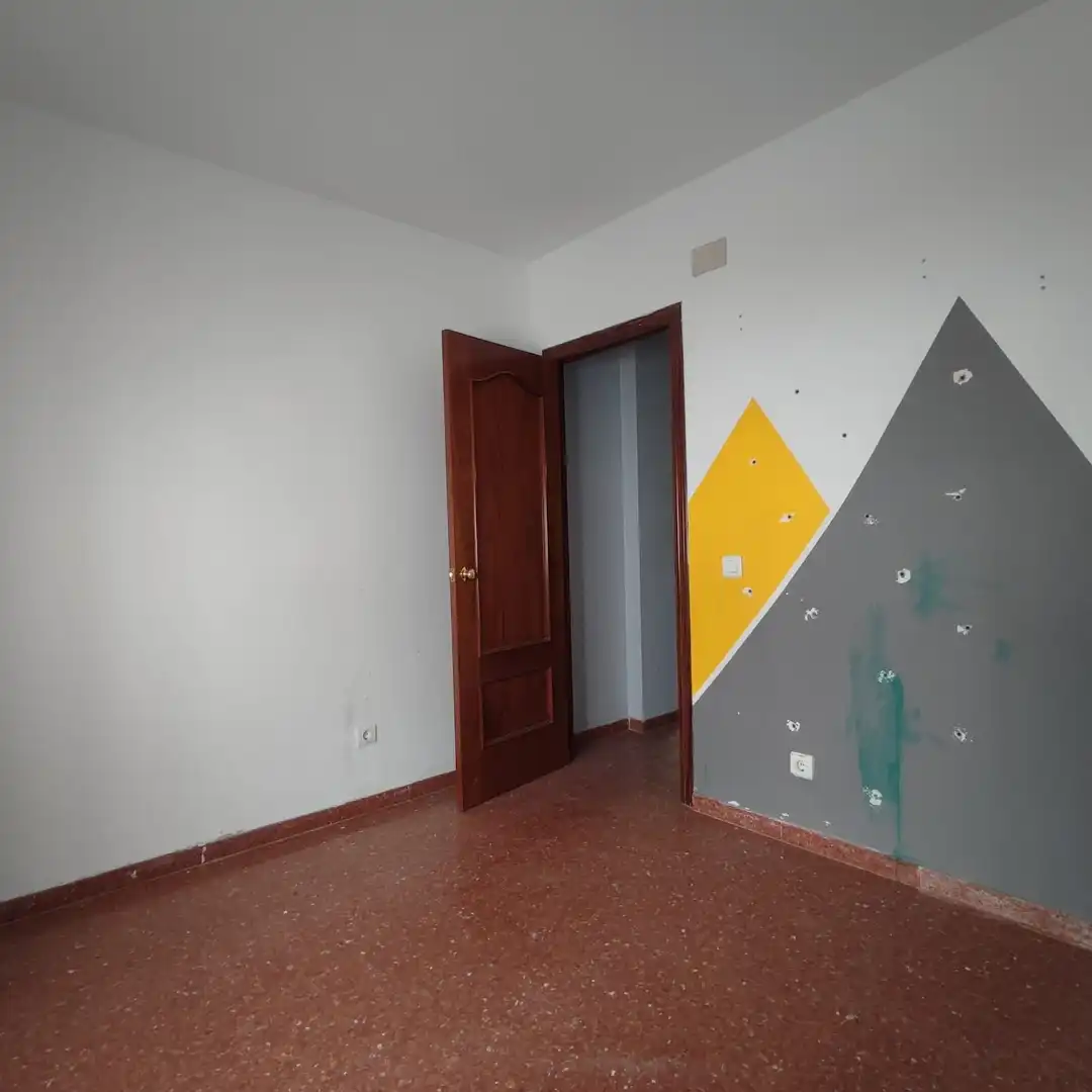 Habitación de Piso en venta en Córdoba con Aire acondicionado, Trastero y Piscina comunitaria