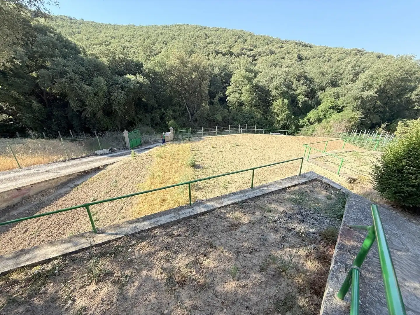 Country homes for sale in Valle de Yerri / Deierri  with Private garden and Swimming Pool