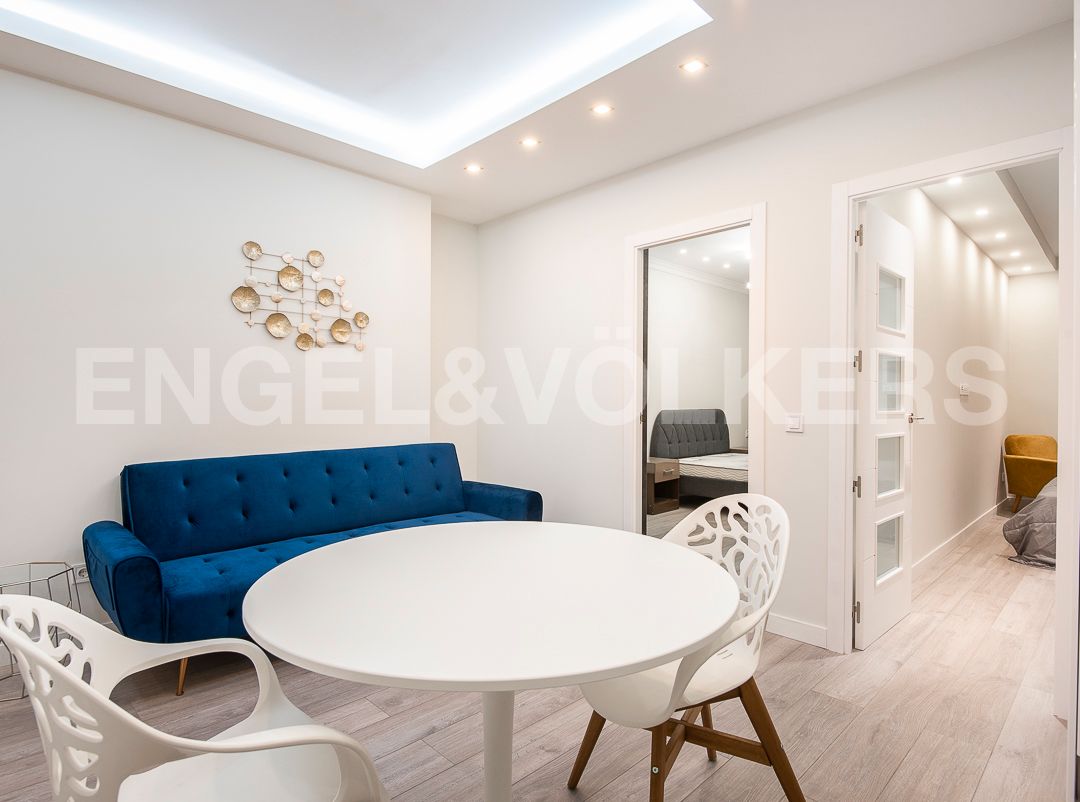 Living room of Apartment for sale in  Barcelona Capital  with Air Conditioner, Heating and Balcony