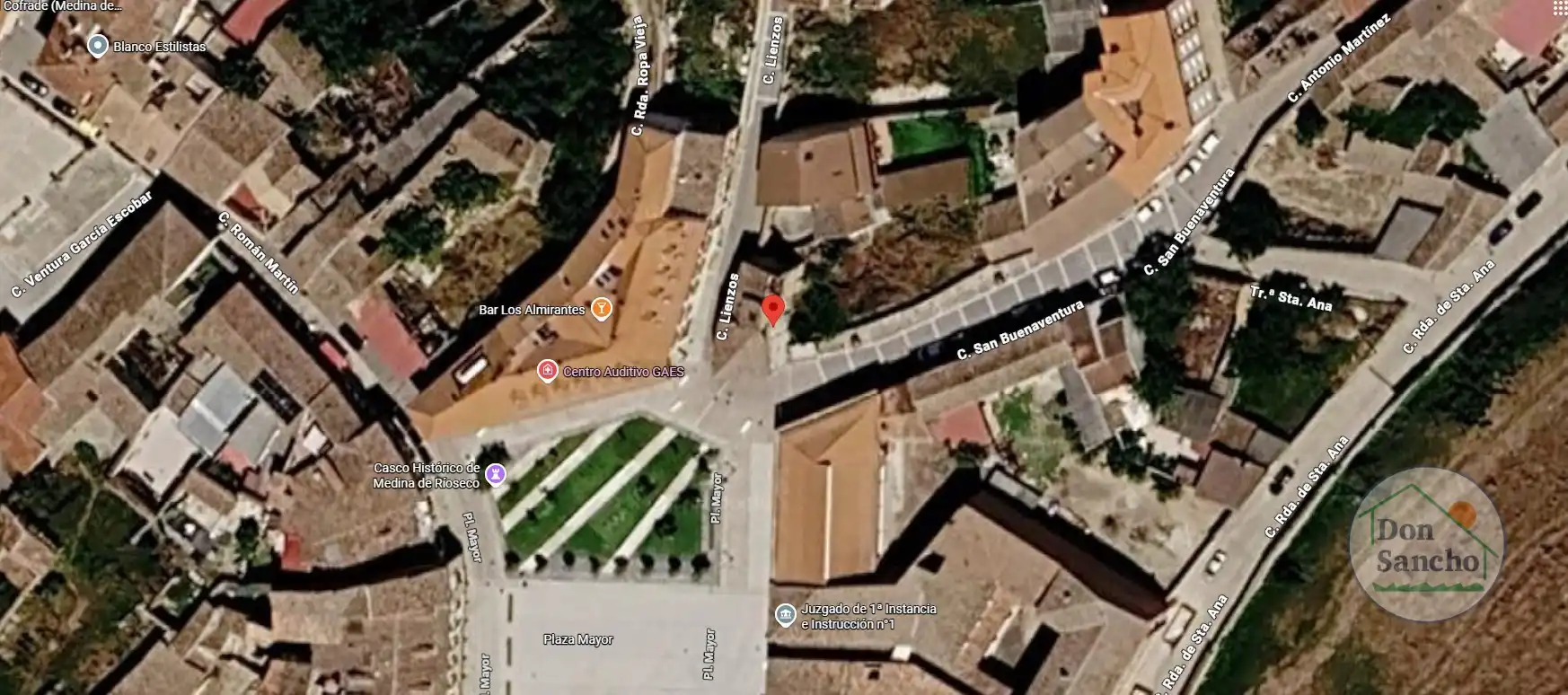 Vista exterior de Casa o xalet en venda en Medina de Rioseco amb Traster