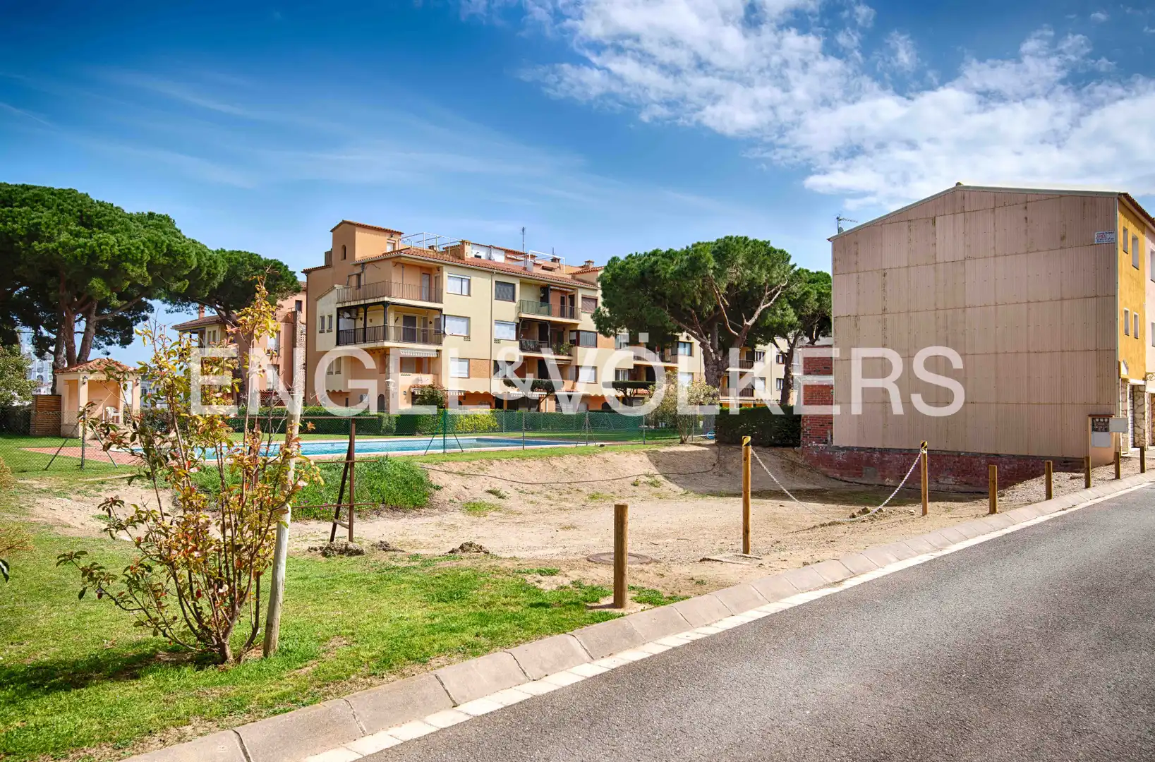 Terreno residencial en venta en Carrer Badia-Gran Reserva
