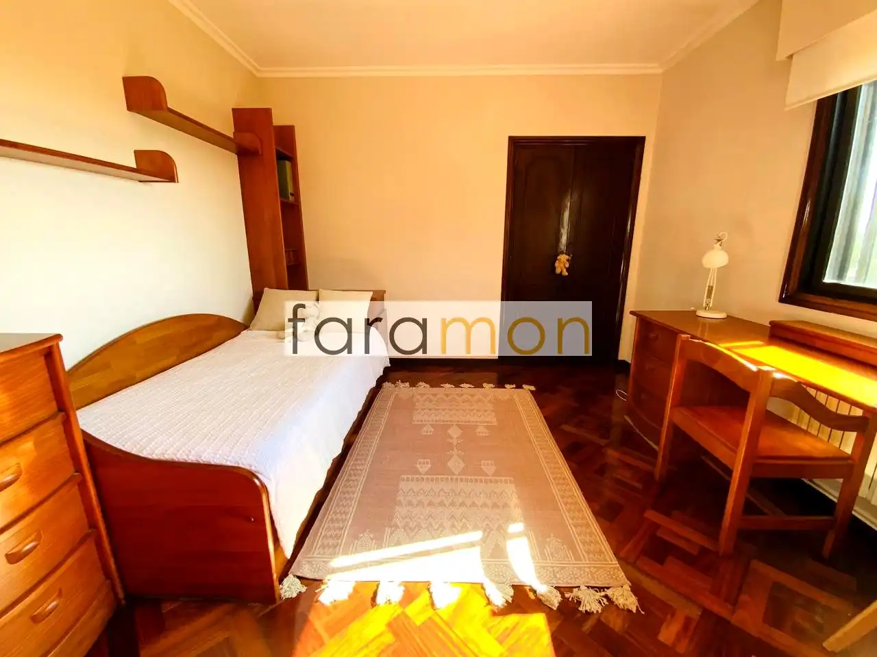 Bedroom of Houses for sale in Vigo   with Private garden, Parquet flooring and Terrace