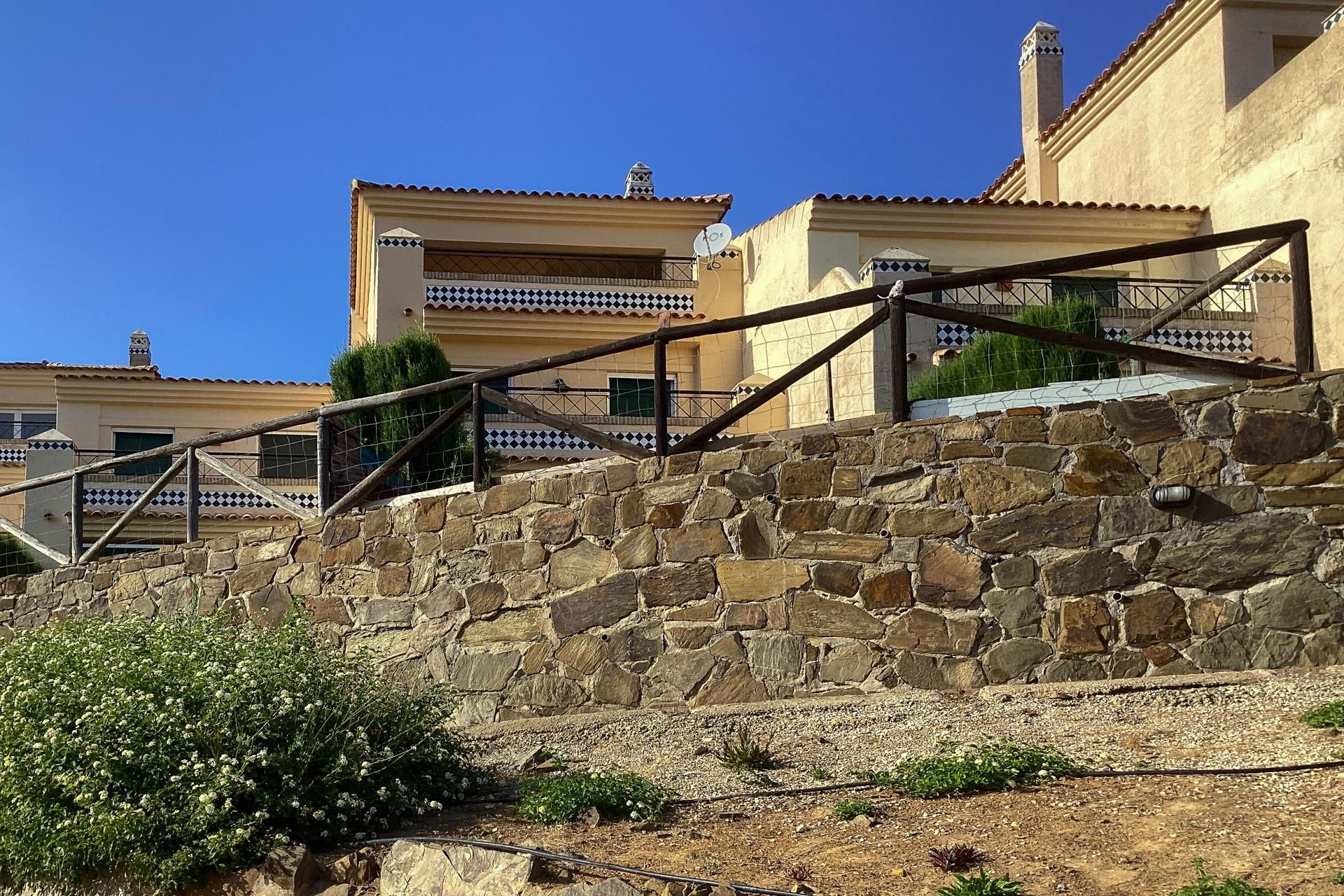 Vista exterior de Casa adosada en venta en Ayamonte con Jardín privado, Terraza y Balcón