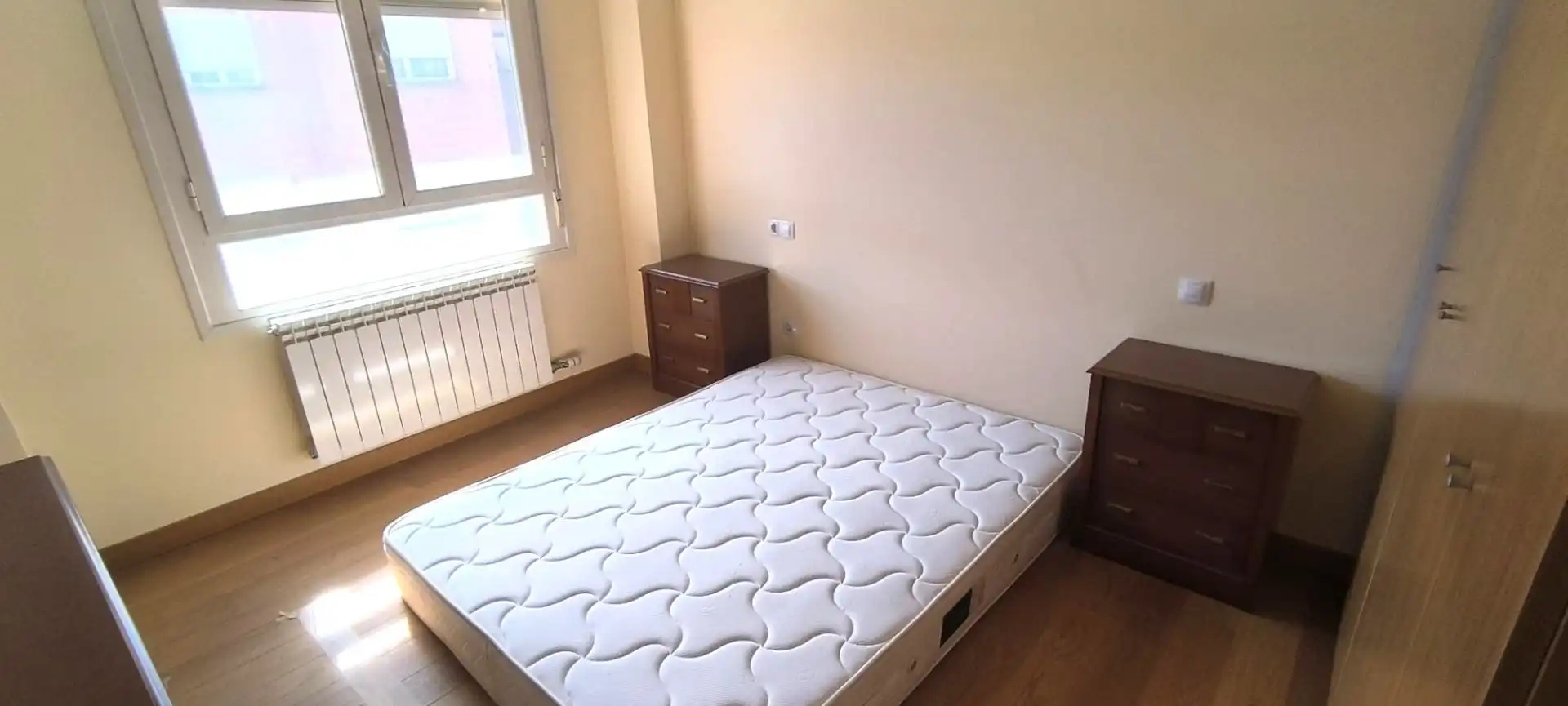 Habitación de Dúplex en venta en Cenicero con Calefacción, Terraza y Trastero