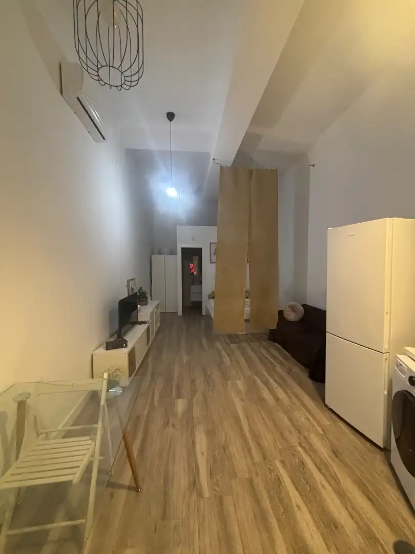 Studio zur Miete in Bailén - Miraflores