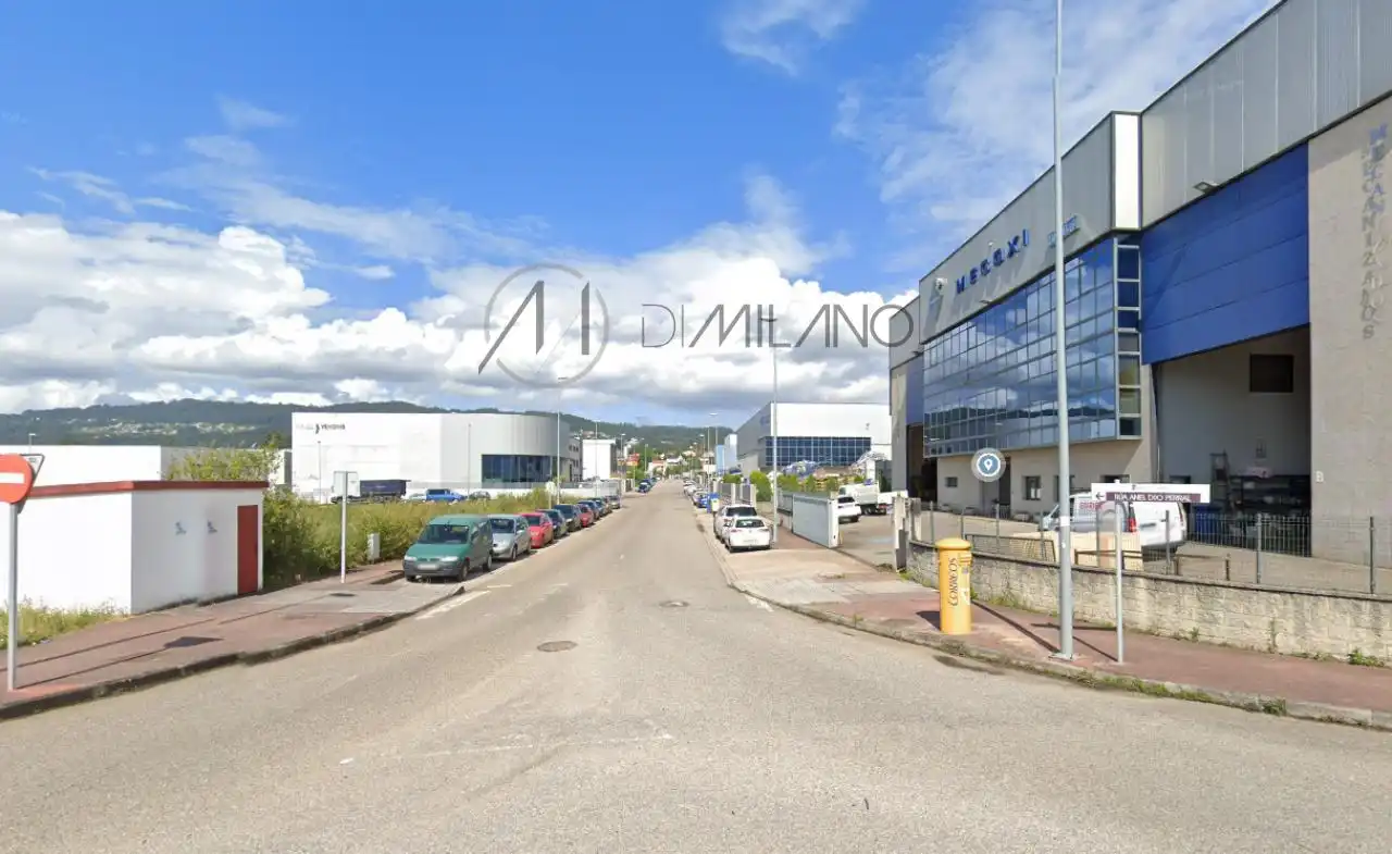 Vista exterior de Nave industrial de alquiler en Mos