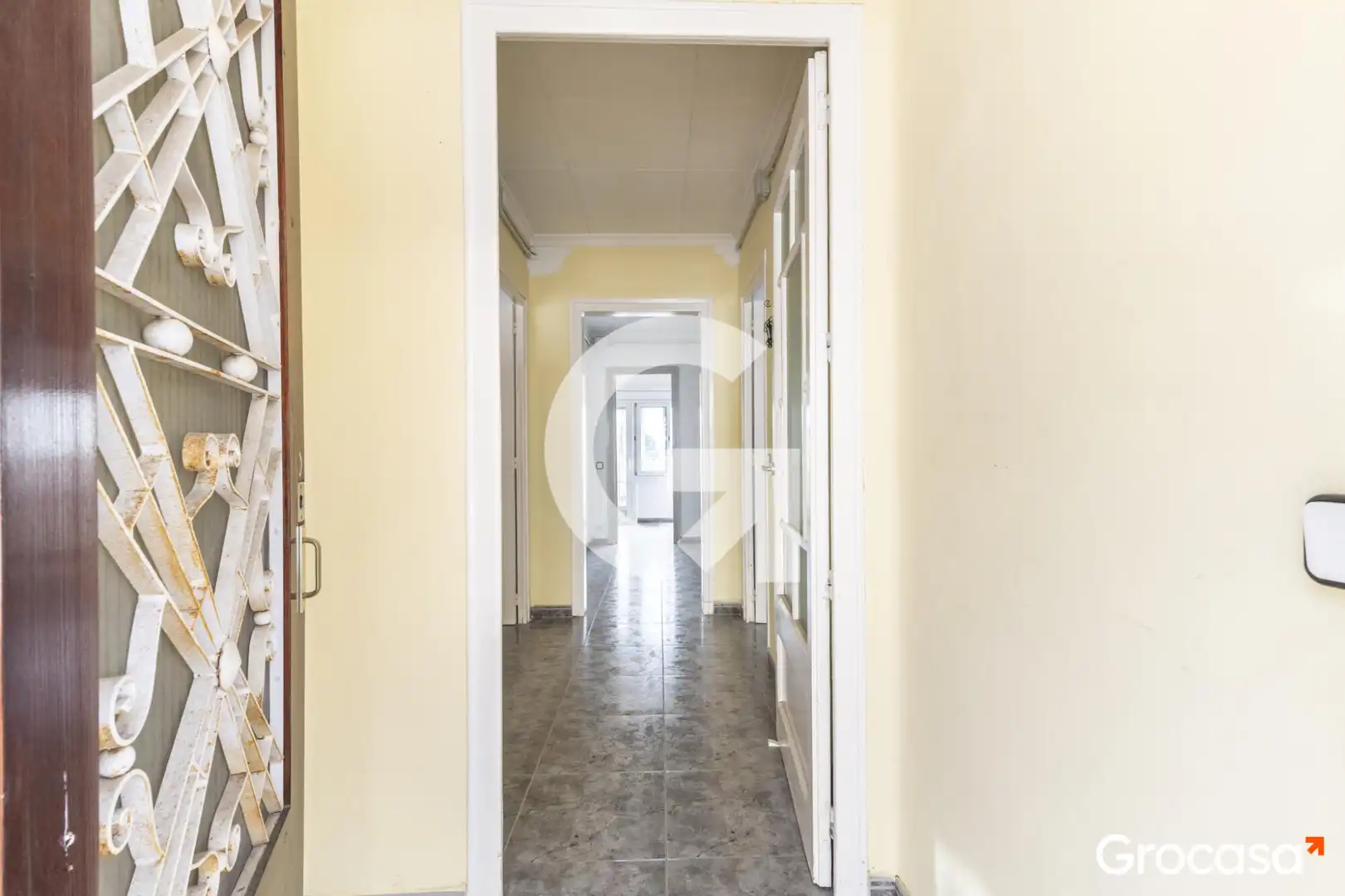 Planta baja en venta en Molins de Rei con Calefacción, Terraza y Trastero