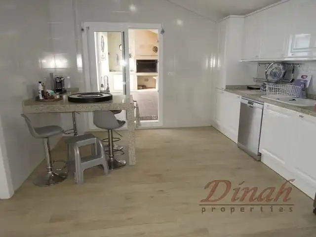 Küche von Dachboden zum Verkauf in Altea mit Klimaanlage, Heizung und Terrasse