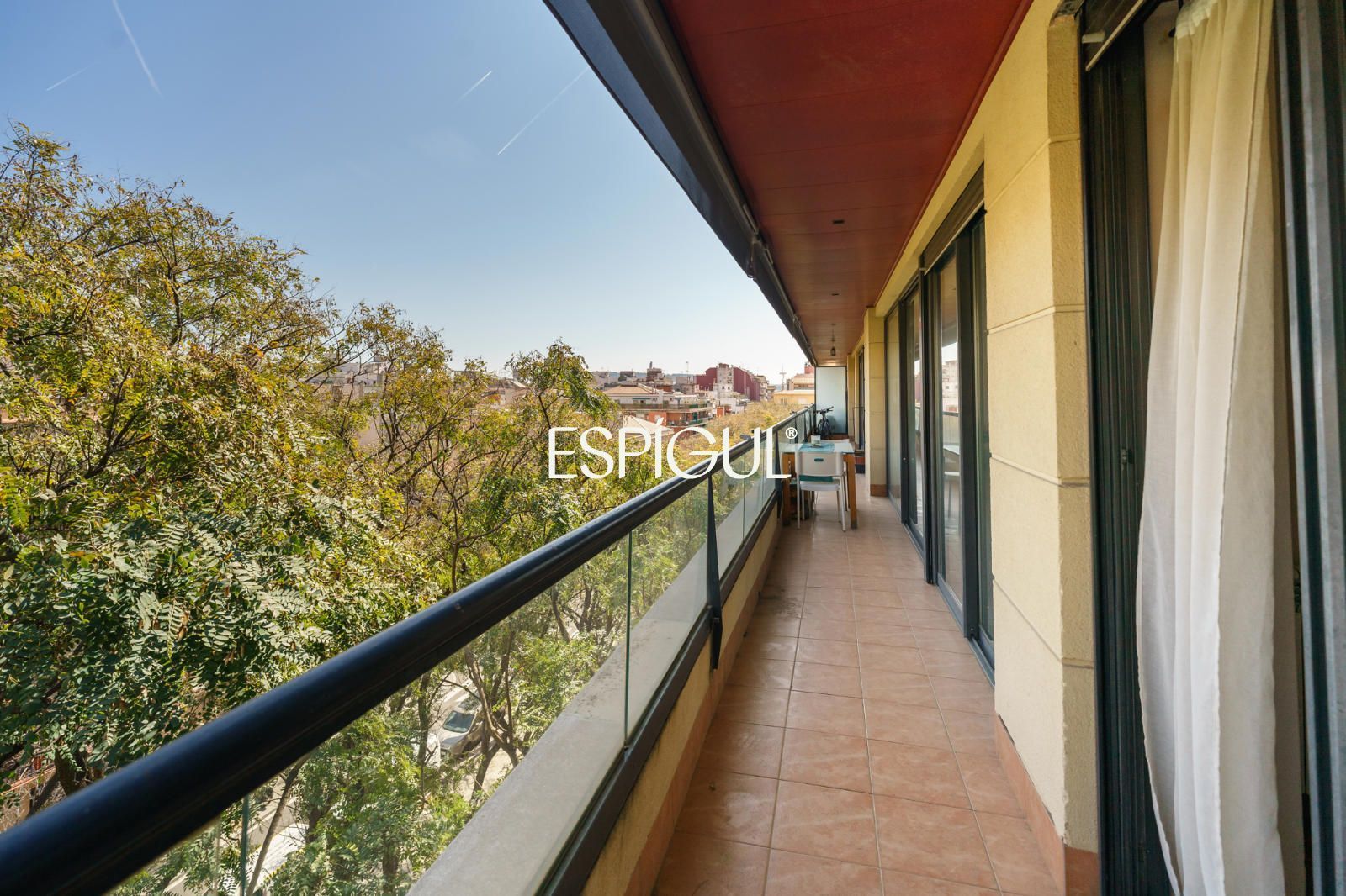 Terrassa de Pis de lloguer en  Barcelona Capital amb Aire condicionat, Calefacció i Terrassa