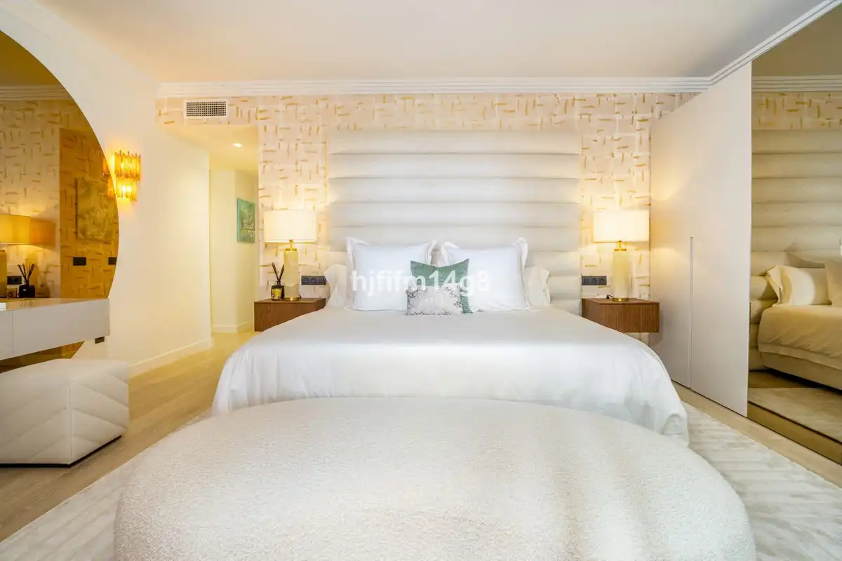 Piso con ascensor en venta en Nueva Andalucía, imagen 10