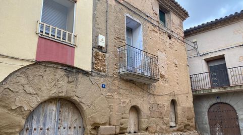 Cerca de la entrada de la Azara