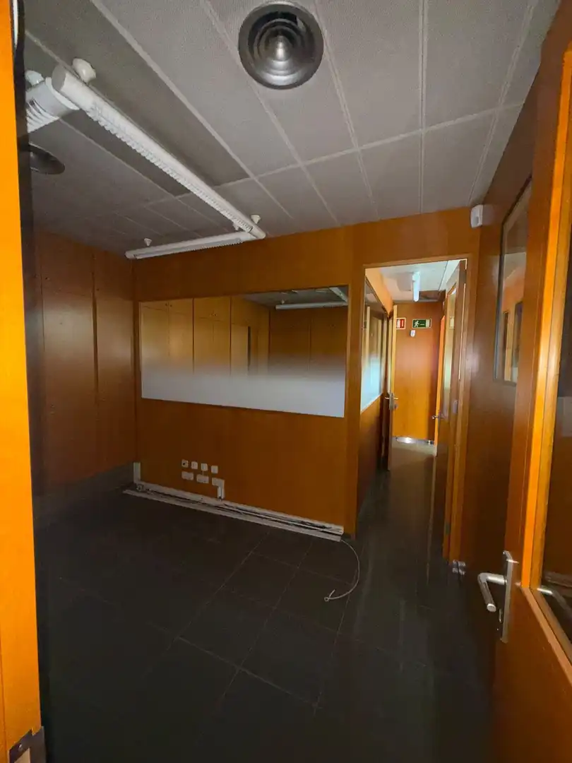 Local commercial à louer à La Roca del Vallès, imagen 27
