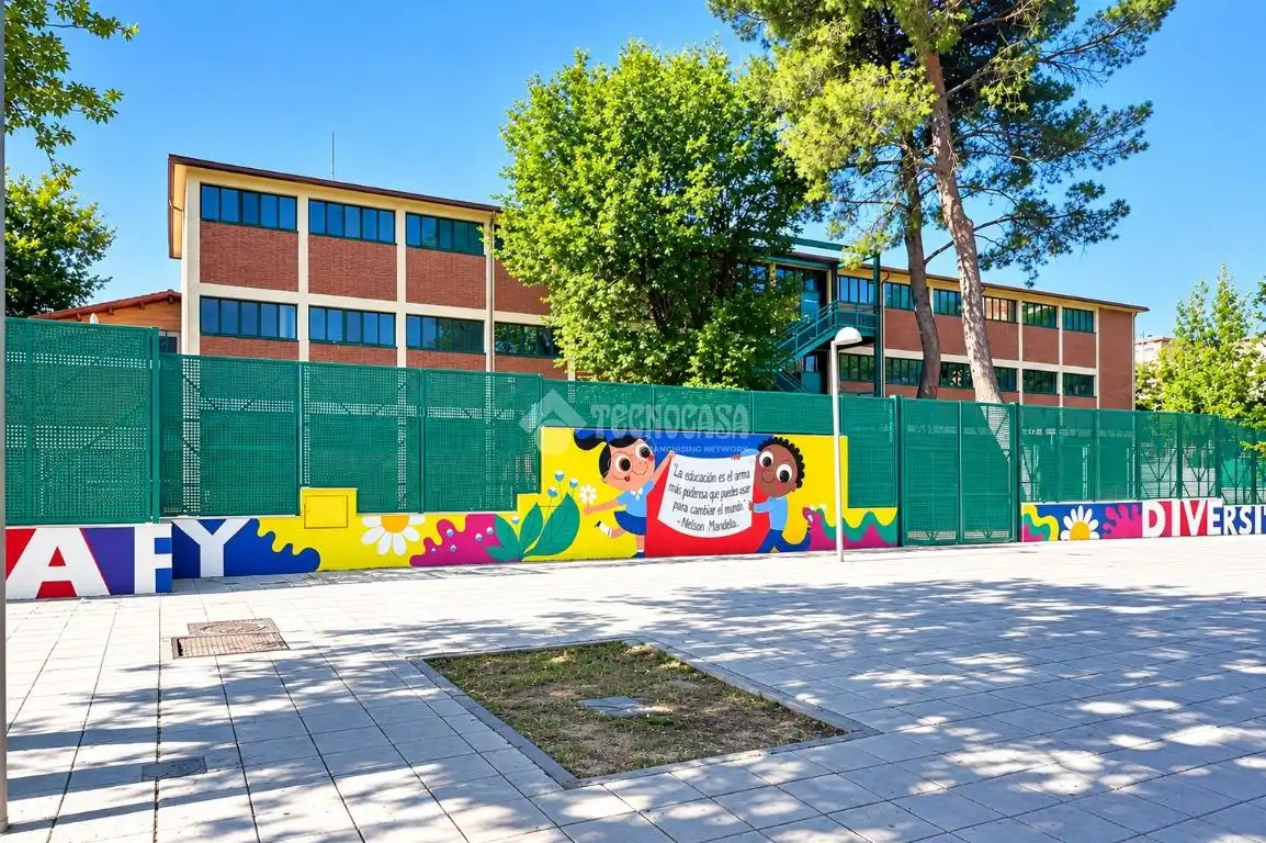 Vista exterior de Piso en venta en Madrid