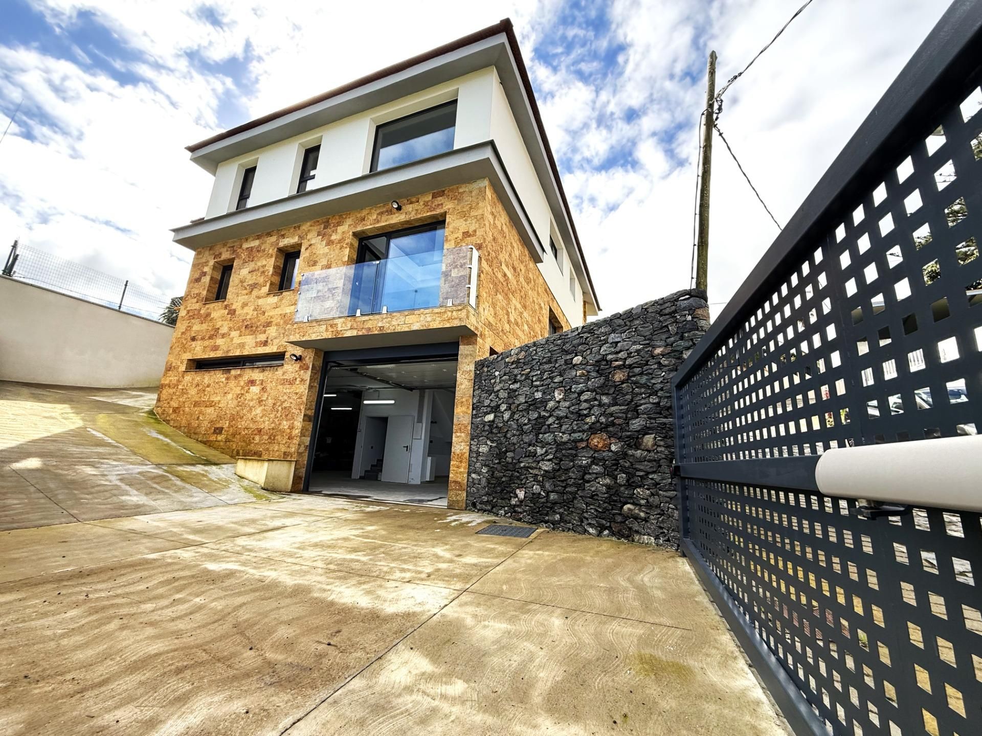 Exterior view of Houses for sale in Teror  with Air Conditioner, Private garden and Terrace