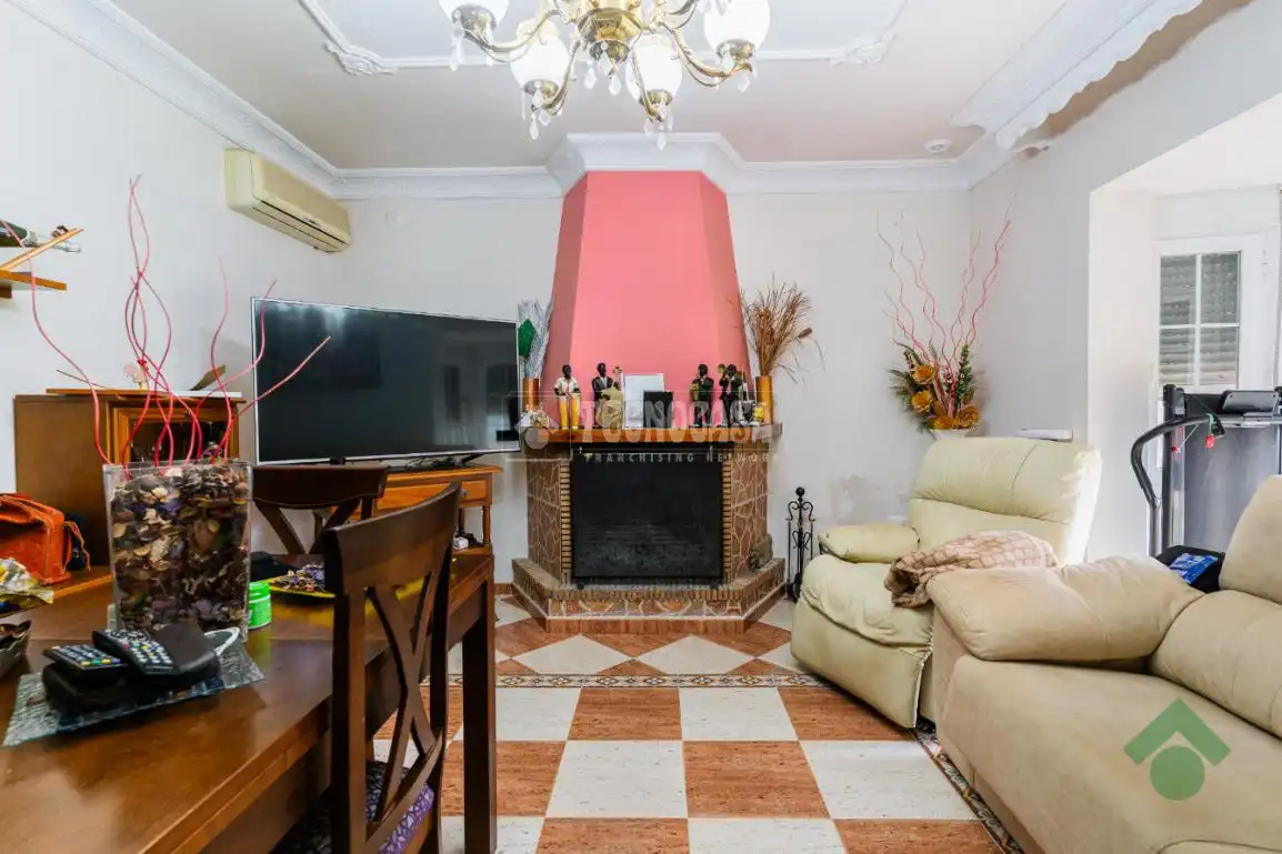 Living room of Country homes for sale in Jerez de la Frontera  with Air Conditioner