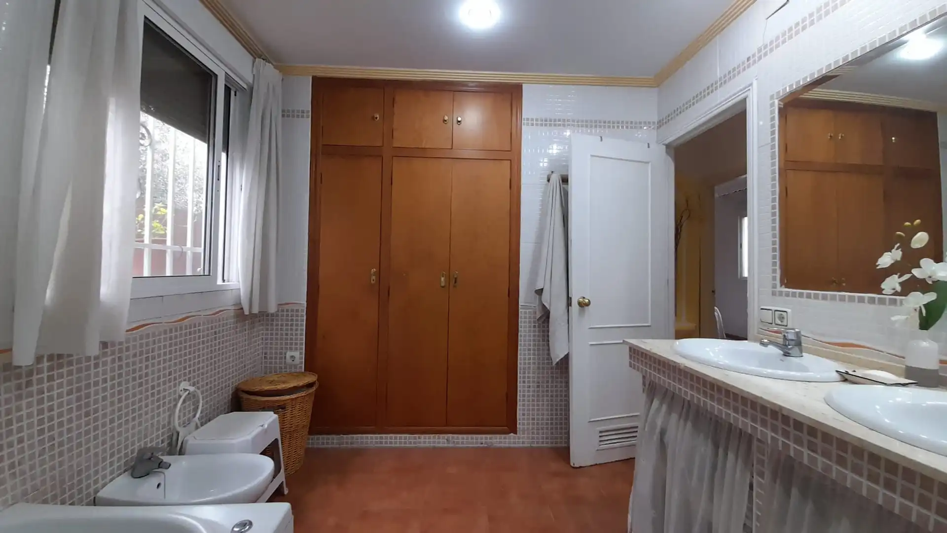 Bathroom of Houses for sale in Córdoba  with Air Conditioner, Heating and Private garden