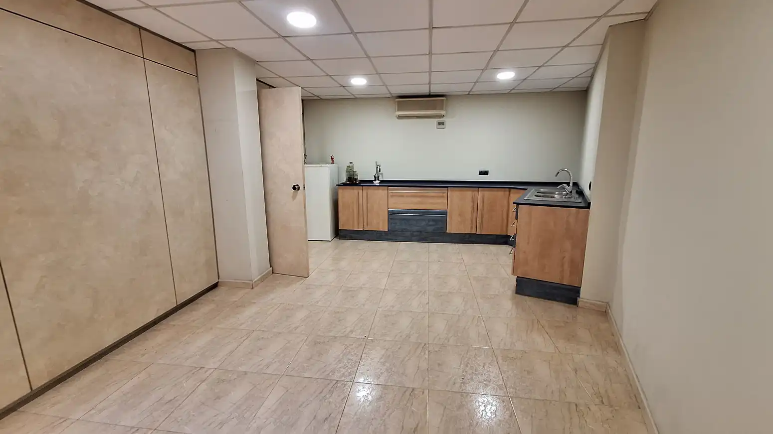 Local comercial en venda a Barcelona - CL VILADOMAT, imagen 20