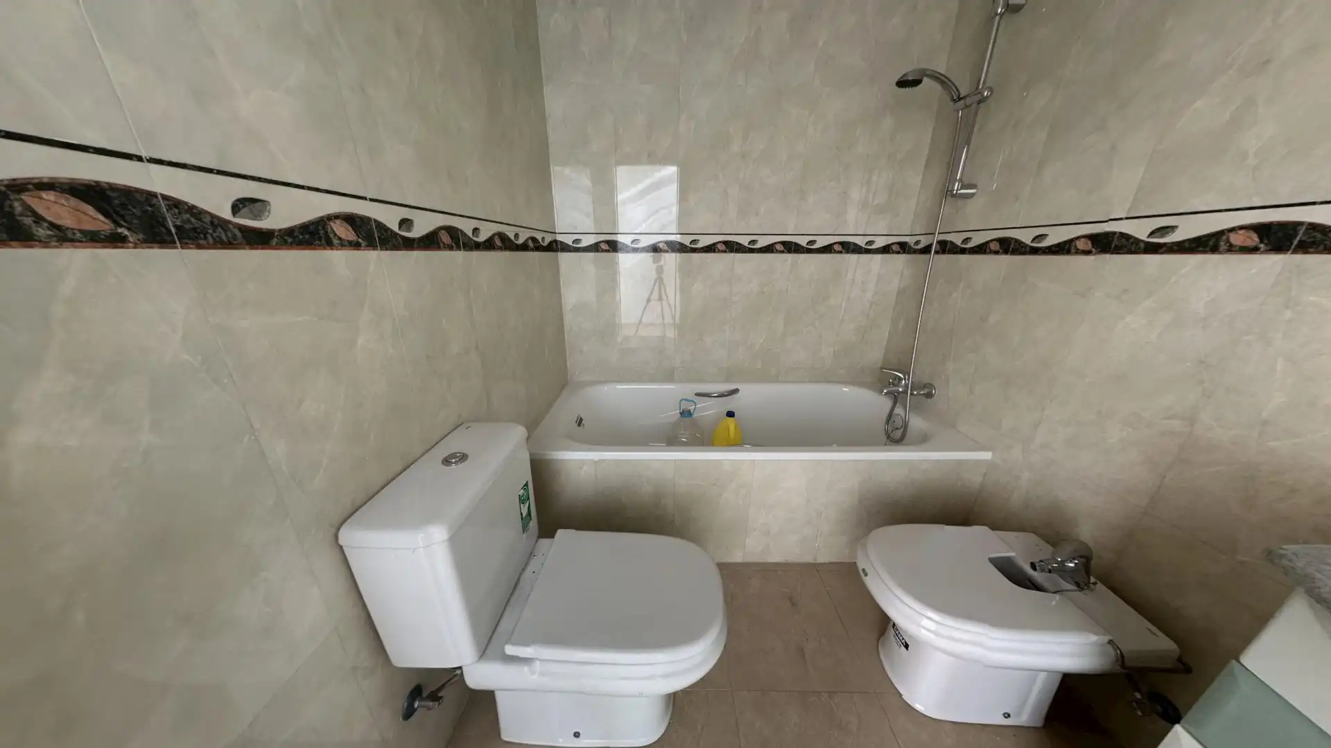 Bathroom of Flat for sale in Abanilla  with Air Conditioner, Heating and Storage room