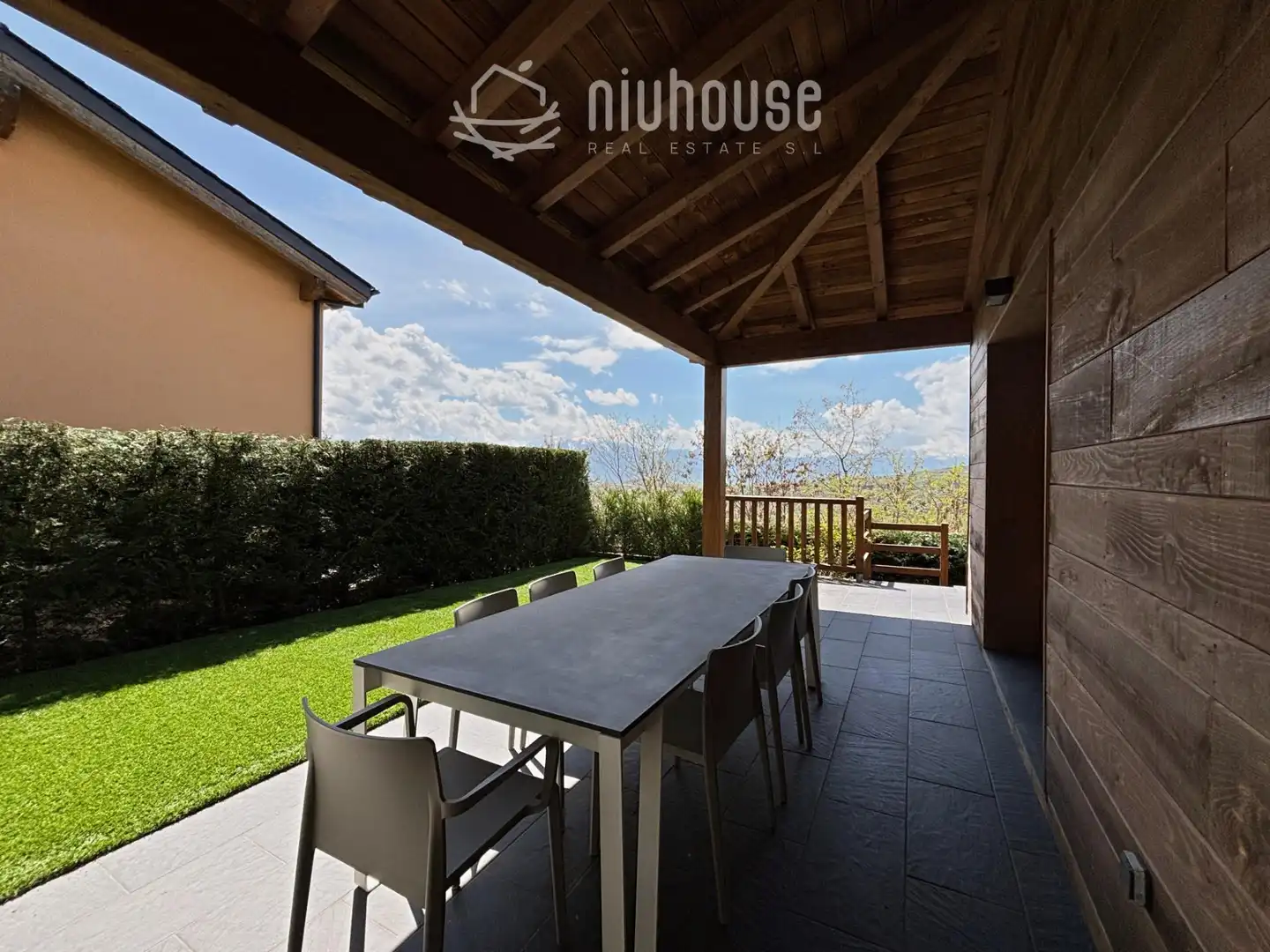 Terraza de Casa o chalet en venta en Enveitg