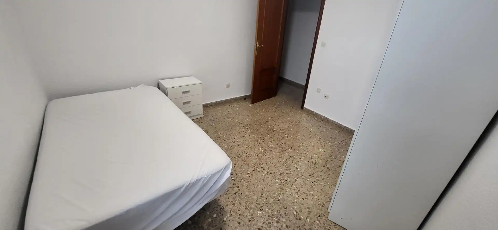 Bedroom of Flat for rent in Albacete  with Air Conditioner, Heating and Furnished