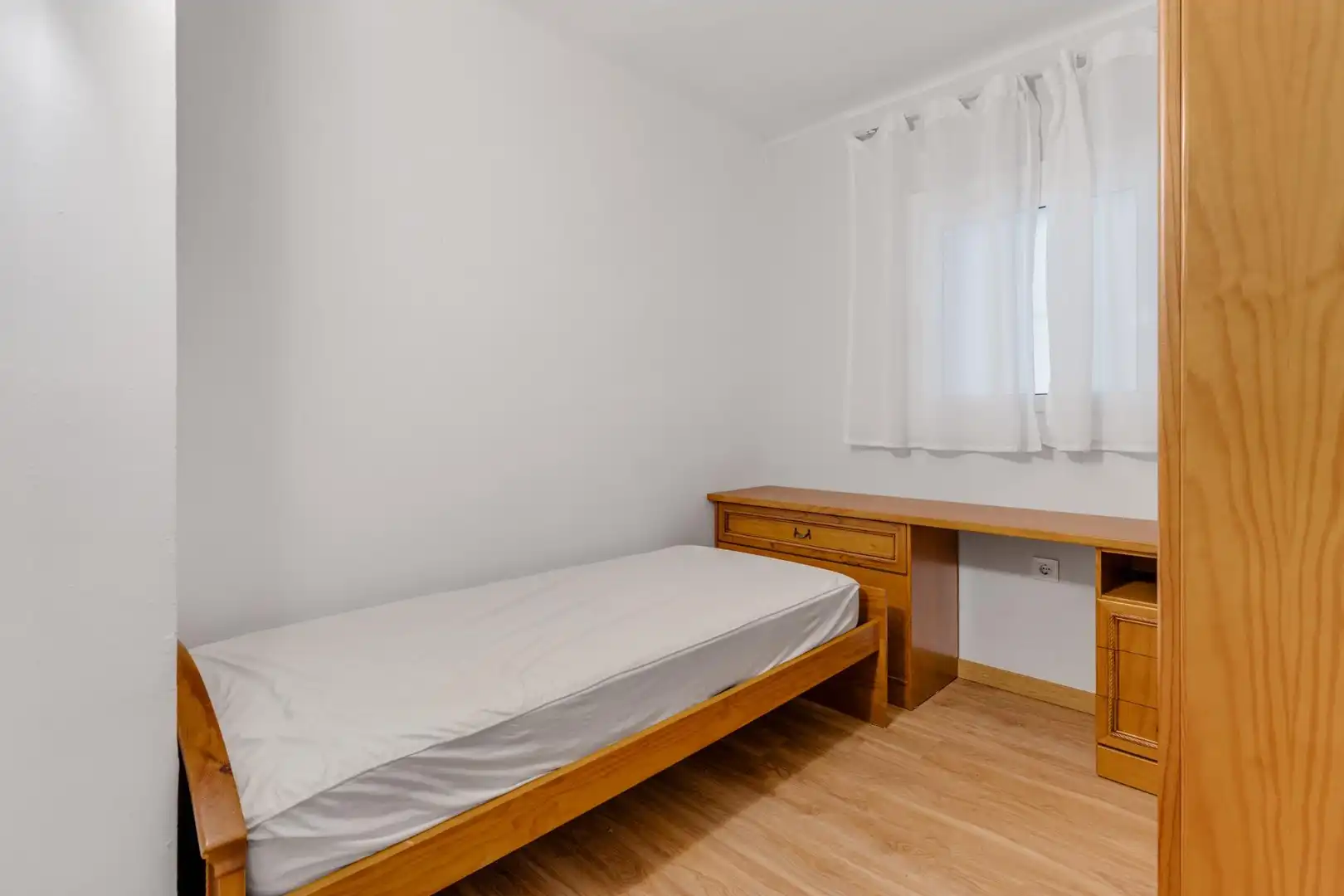 Habitación de Piso en venta en Barcelona con Aire acondicionado y Balcón