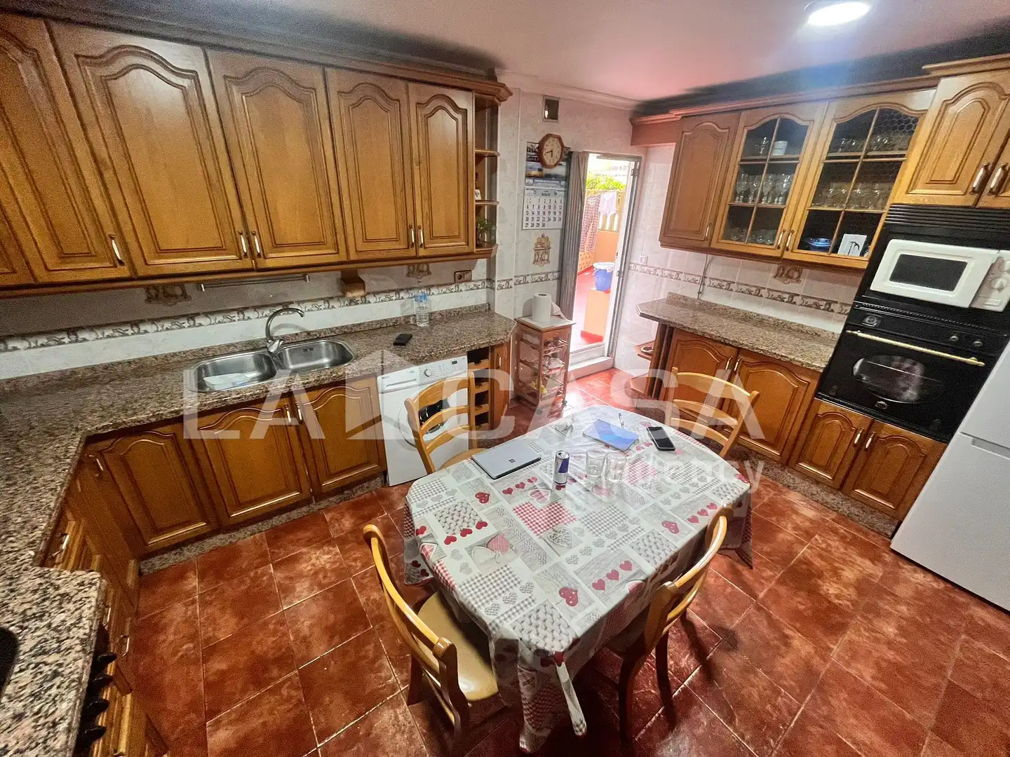 Kitchen of Flat for sale in Algeciras  with Balcony