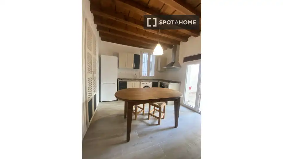 Room in San Matías - Realejo