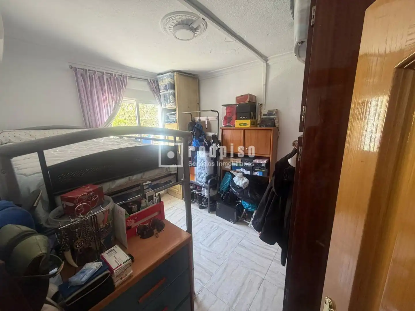 Schlafzimmer von Wohnung zum Verkauf in Madrid mit Klimaanlage und Heizung