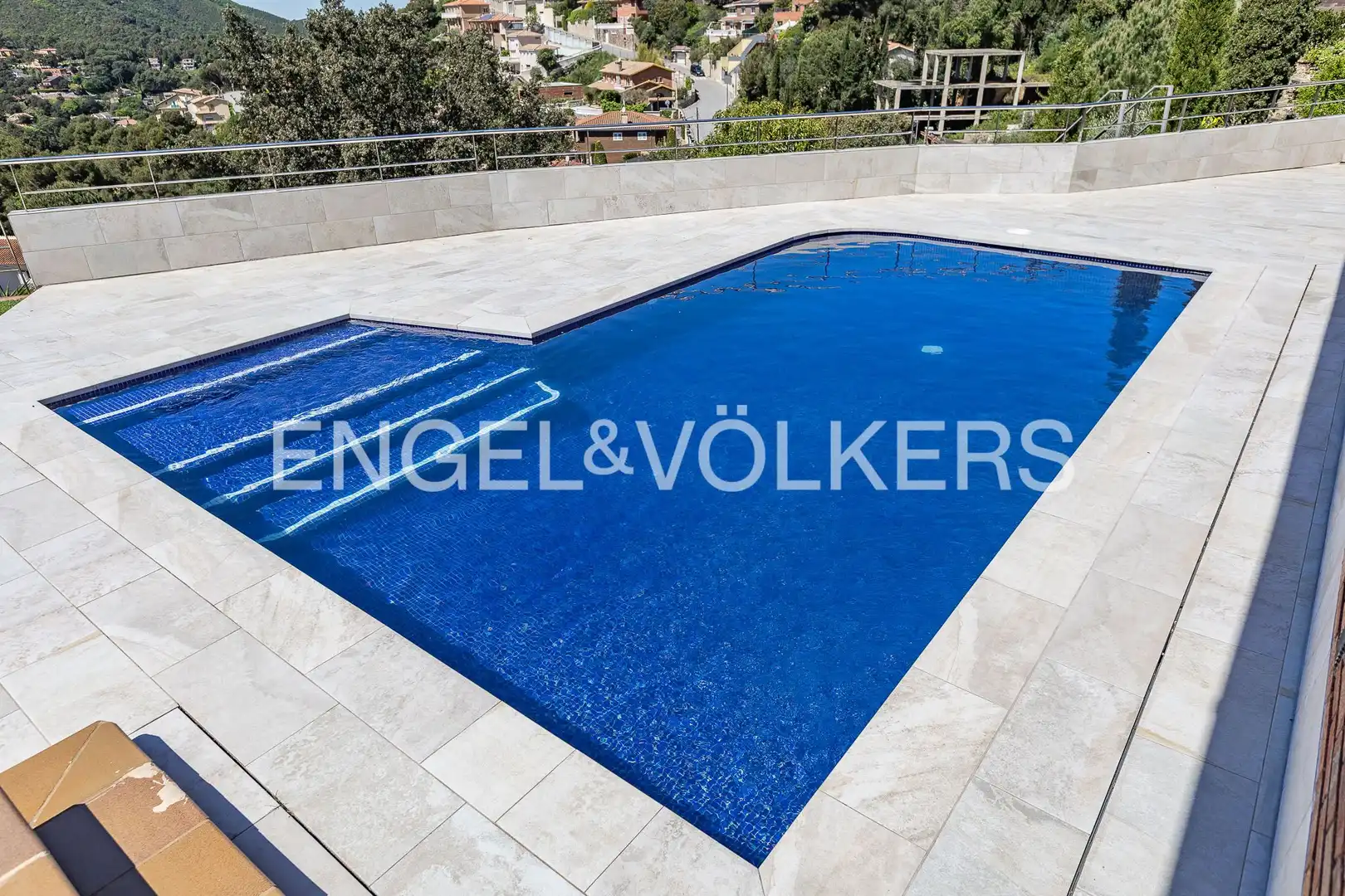 Piscina de Casa o xalet en venda en Sant Fost de Campsentelles amb Calefacció, Jardí privat i Parquet