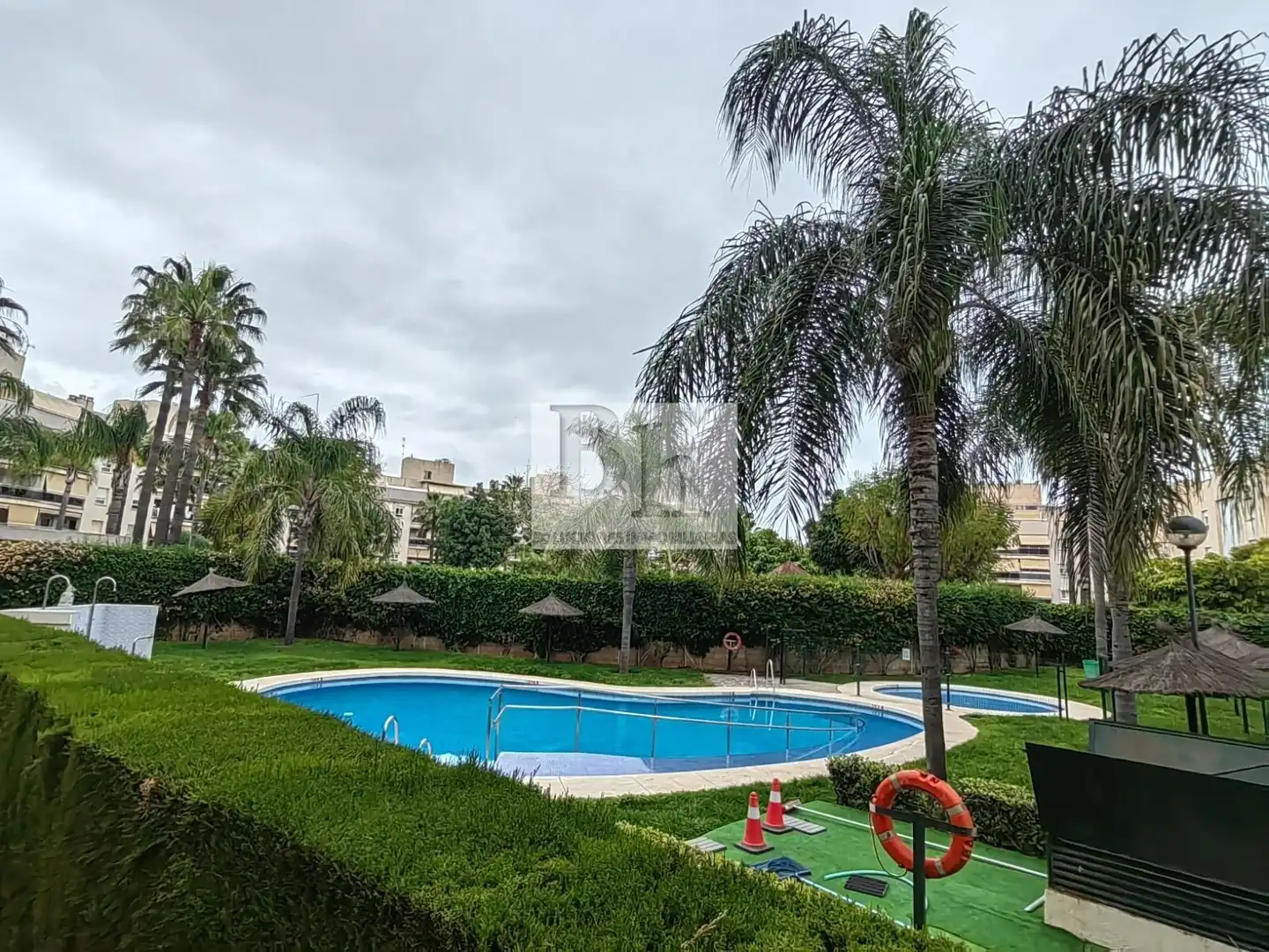 Piscina de Ático en venta en Málaga con Aire acondicionado, Calefacción y Terraza