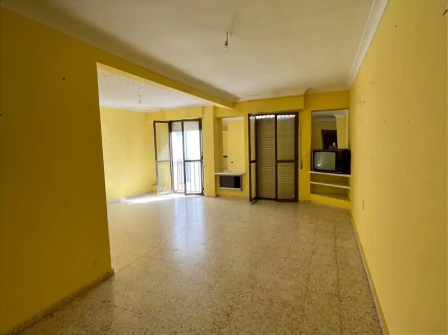 Sala de estar de Piso en venta en Écija con Balcón