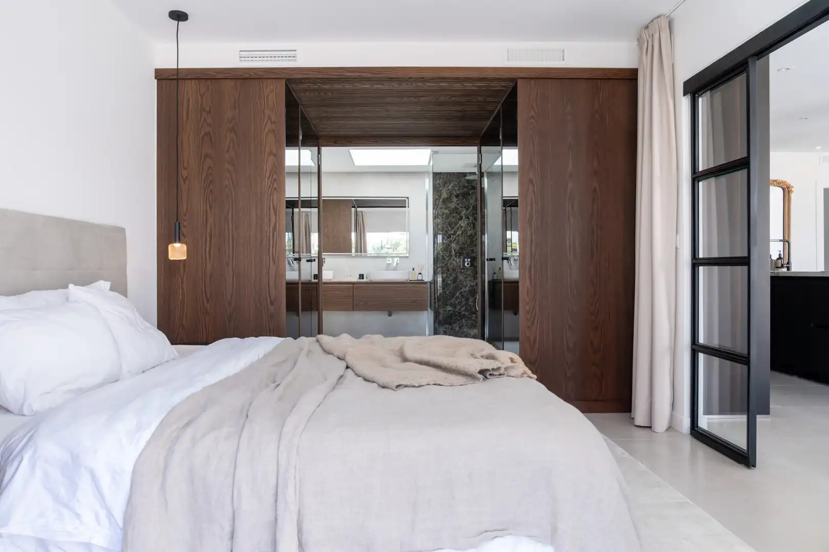 Habitación de Ático en venta en Benahavís con Aire acondicionado, Terraza y Piscina